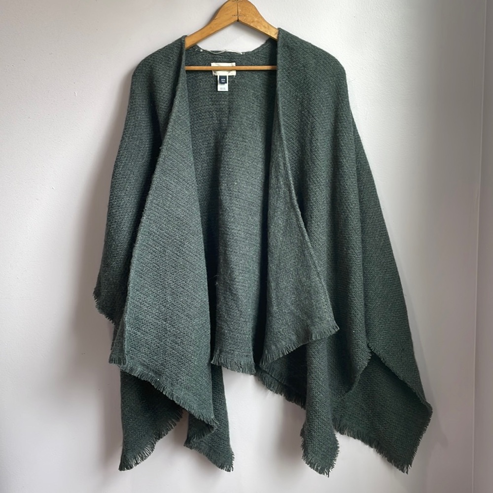 Universal Thread - OS - Blue/Gray wrap jacket